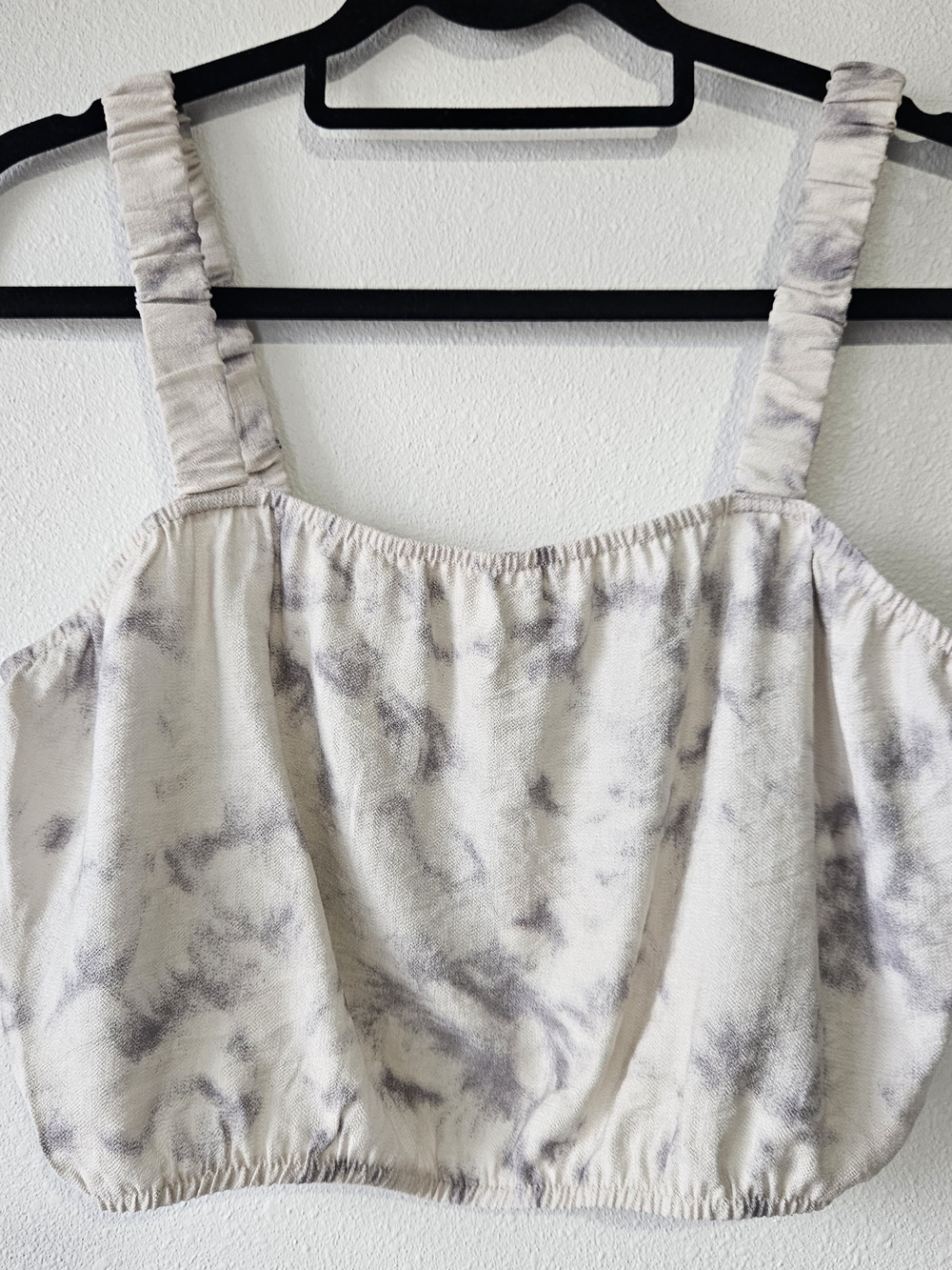 NWT!!! Paper Crane Neutral Gray Tie-Dye Cropped Tank Size Medium